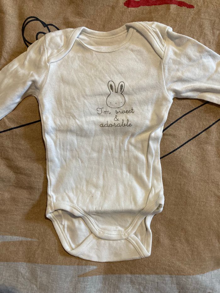 Lot 5 bodies manches longues taille 6 mois - photo numéro 5