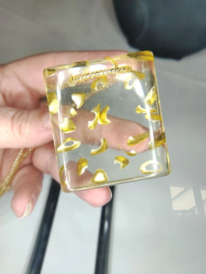 Collier resine - photo numéro 3