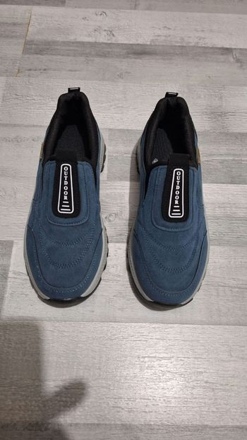 Chaussure de randonnée taille 38 neuve