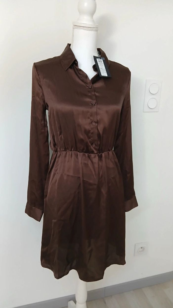 Robe marron satinée Pièces Neuve - photo numéro 3