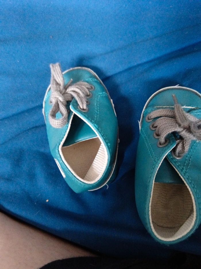 Lot chaussures bébé 0-3 mois - photo numéro 8