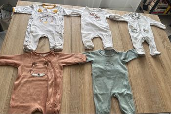 Lot de 5 pyjamas hiver taille 3 mois