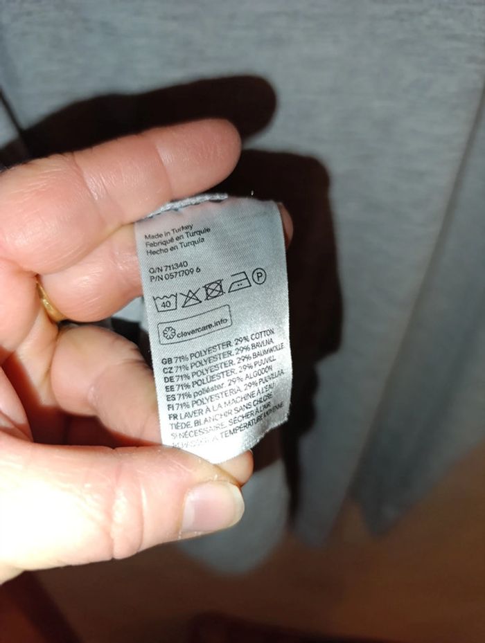 Superbe haut H et M taille L soit 42/44 - photo numéro 7