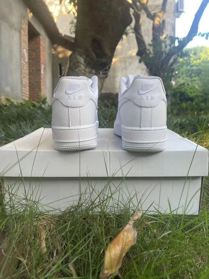 Nike Air Force 1 Low '07 White 44 - photo numéro 2