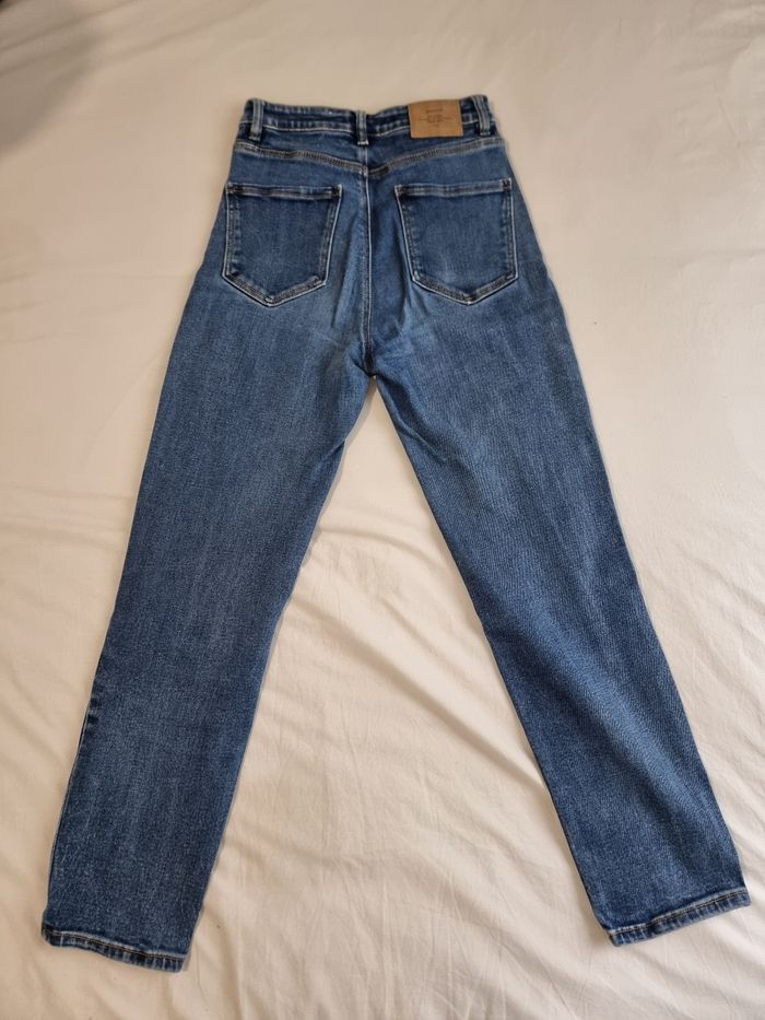Jean mom straight Stradivarius - photo numéro 4