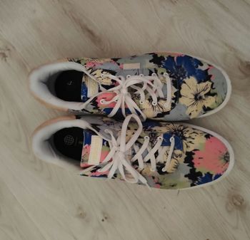 Basket adidas 42