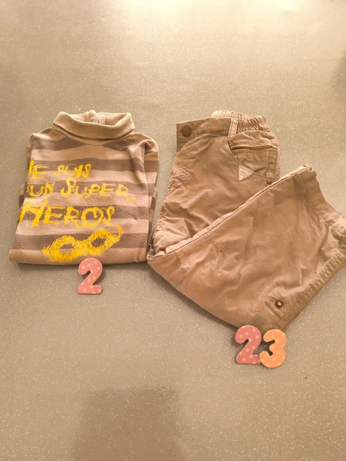 Lot pantalon et t shirt pression
