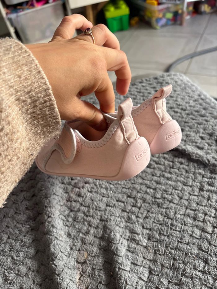 Chaussons de sport fille taille 26 décathlon - photo numéro 2