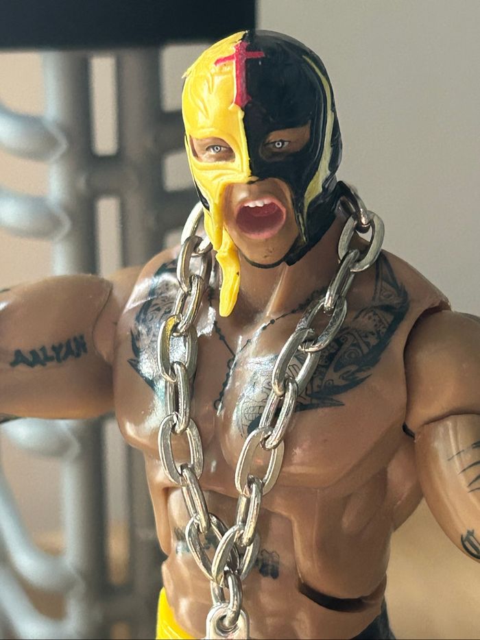 Rey Mysterio WWE Action Figure - photo numéro 2