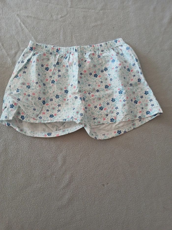 Short fille 13-14 ans