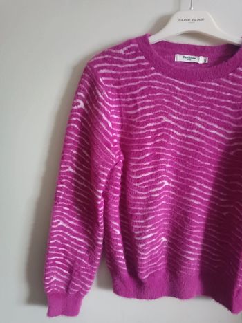 Pull tout doux motif zébré Daphnea Taille M/L En très bon état