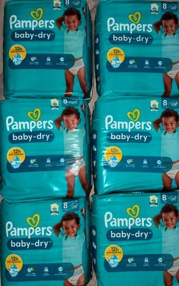 Couches Pampers Bébé Baby-Dry Taille 8