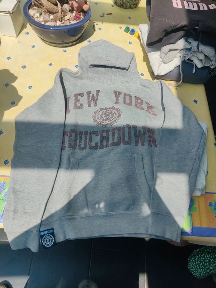 Sweat gris à capuche homme