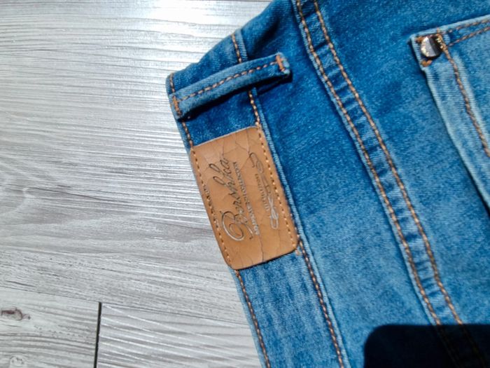 Jean bershka - photo numéro 5