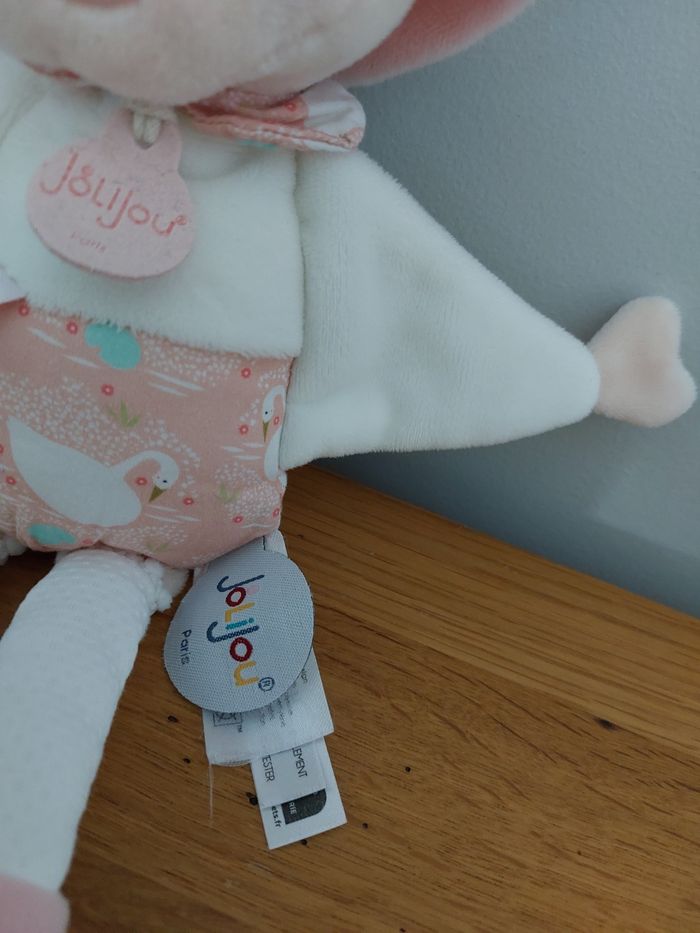 Doudou peluche petite fille chapeau rose - Joli Jou les petits guilis - photo numéro 5