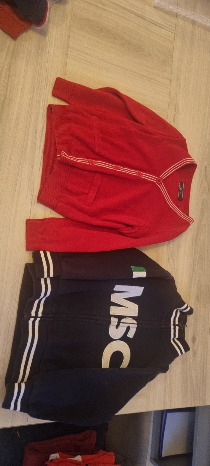 Vend lots de gilets garçon