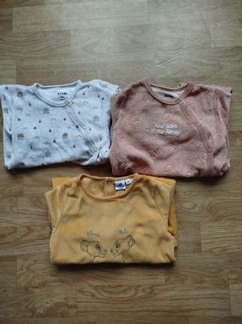 Lot 3 pyjamas taille 9 mois 