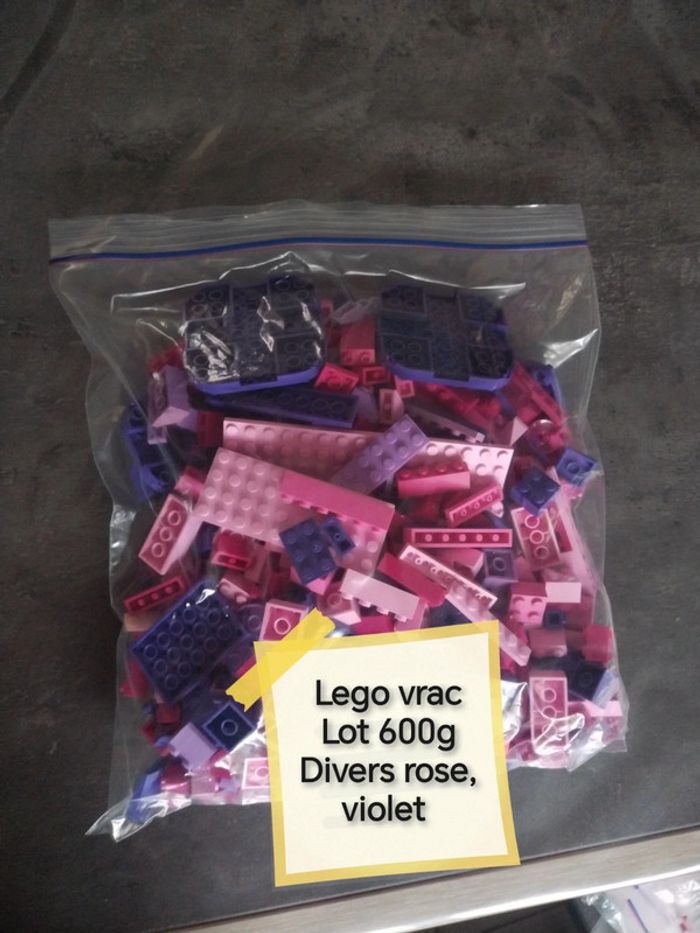 Lego vrac lot 600g divers rose violet