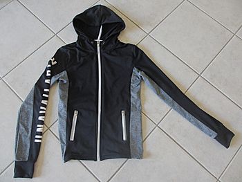 Veste sweat zippée à capuche femme Jennyfer – Taille XS