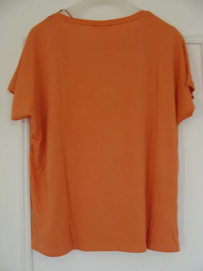 Tee shirt Damart - photo numéro 2
