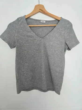 Tee shirt gris côtelé