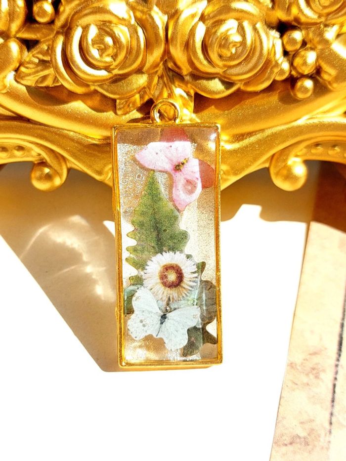 Magnifique pendentif en résine style bohème - photo numéro 2