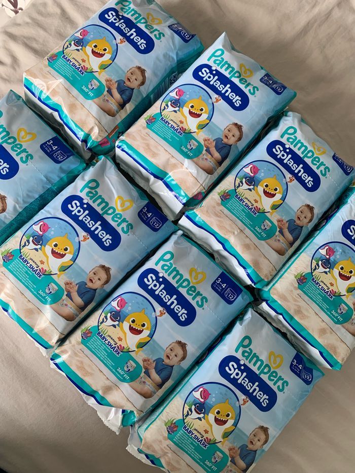 Couches piscine Pampers Beebs