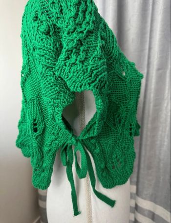 Top court en maille vert - Zara