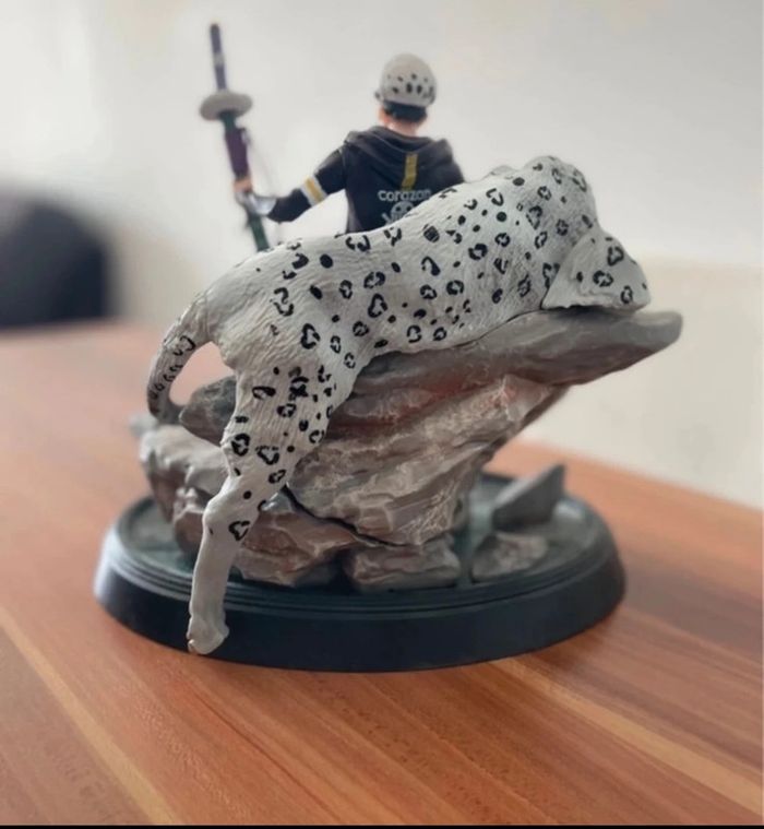 Figurine One Piece Trafalgar D. Water Law - photo numéro 5