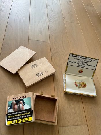 Lot de 3 boîtes de cigares vides