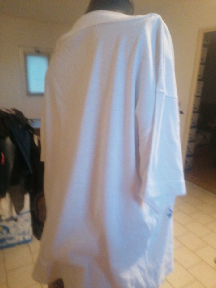 T-shirt taille s /m - photo numéro 2