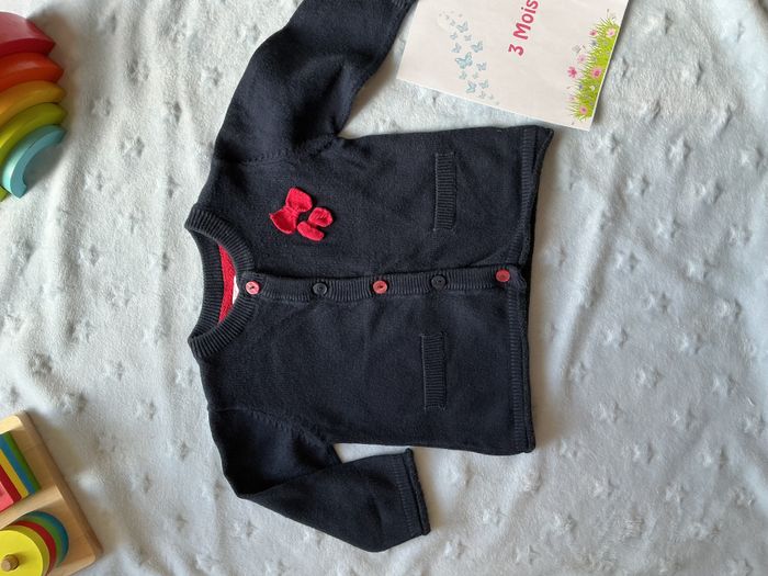 gilet léger marine noeuds rose poitrine 3 mois gémo - photo numéro 2