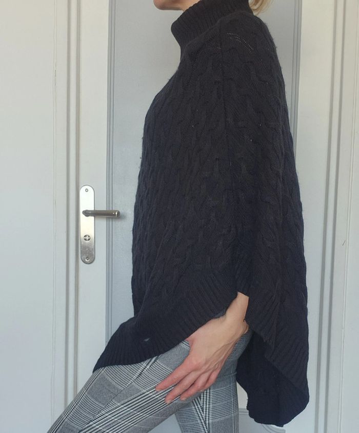 Pull poncho taille unique col roulé - photo numéro 3