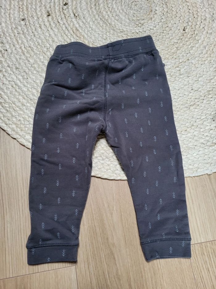Pantalon taille 18 mois - photo numéro 2