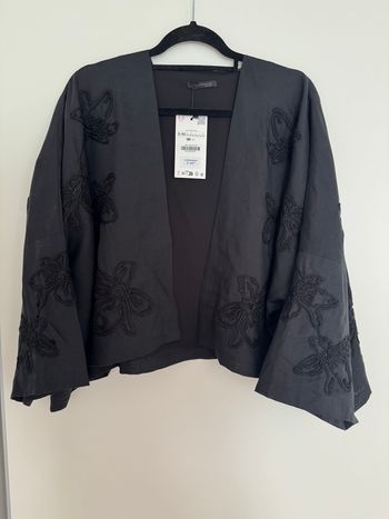 Kimono veste cape poncho  brodee Zara