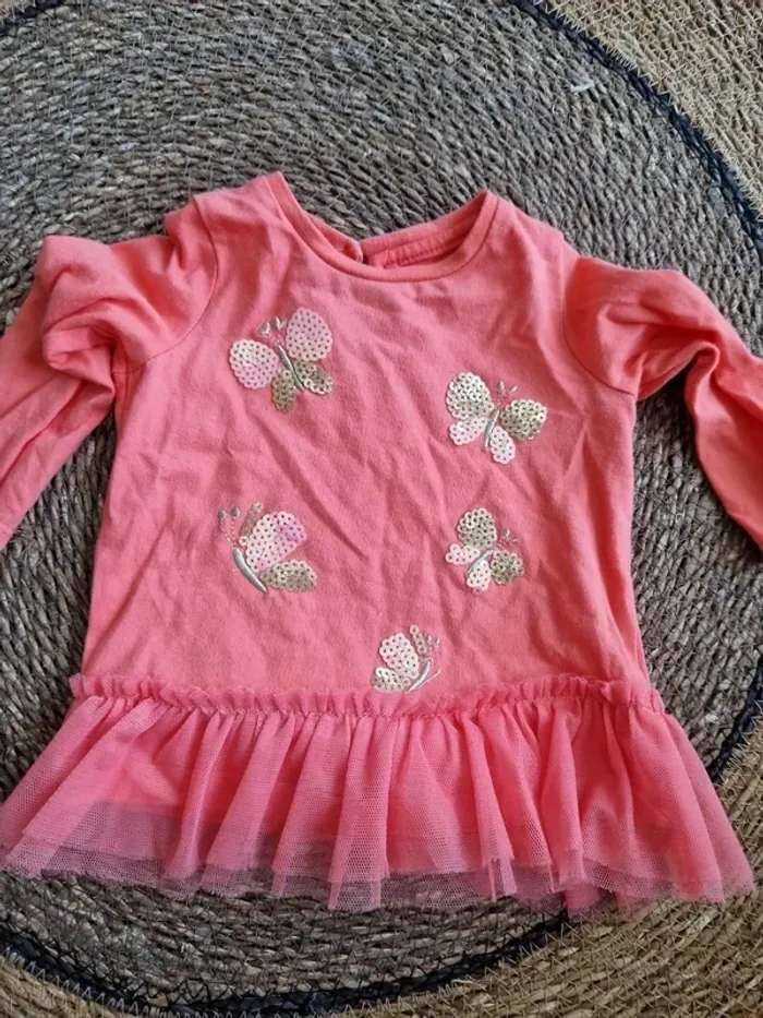 Joli haut motif papillons taille 12 mois - photo numéro 3