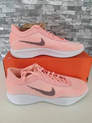 Nike Rose GT Hustle Academy pointure 50,5