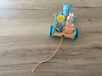 Lot jouets en bois bébé