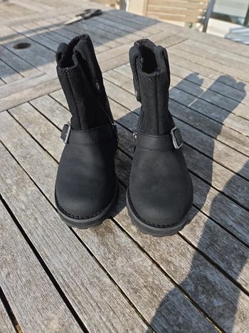 Bottines tomberland taille 25 noire