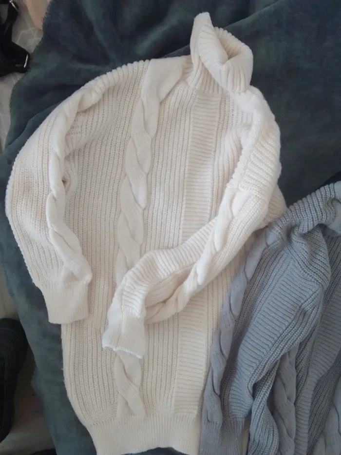 Lot de pull - photo numéro 2