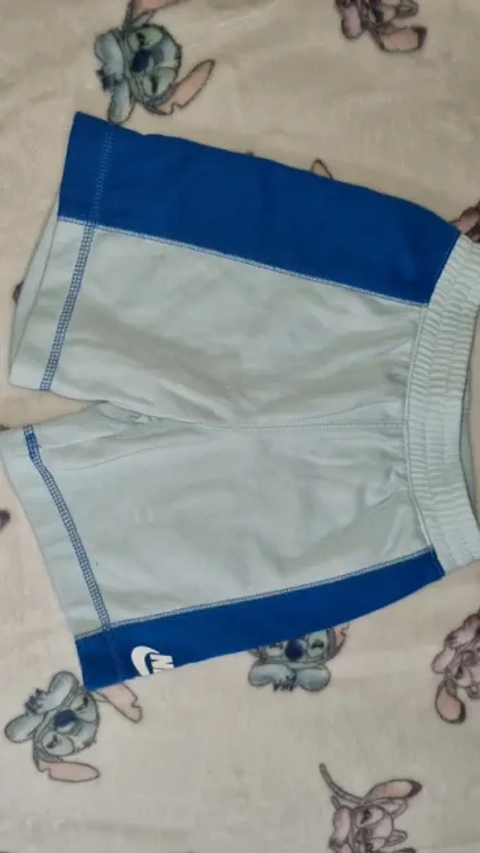 Ensemble nike 5/6 ans en très bon état - photo numéro 10