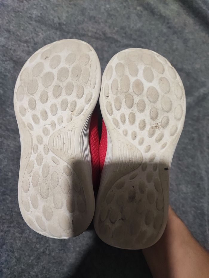 Basket  de sport pointure 28 - photo numéro 3