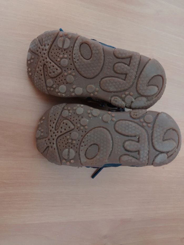 Chaussure taille 21 - photo numéro 6