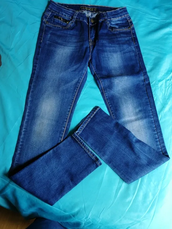 Lot de jeans ado - photo numéro 2