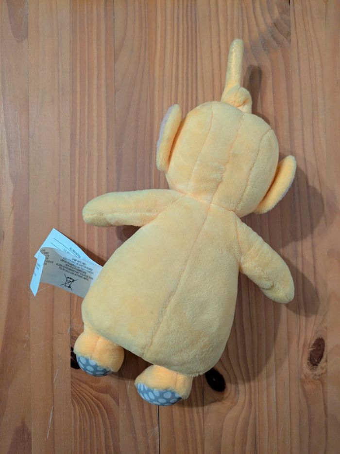 Peluche Teletubbies 30 cm jaune - photo numéro 2