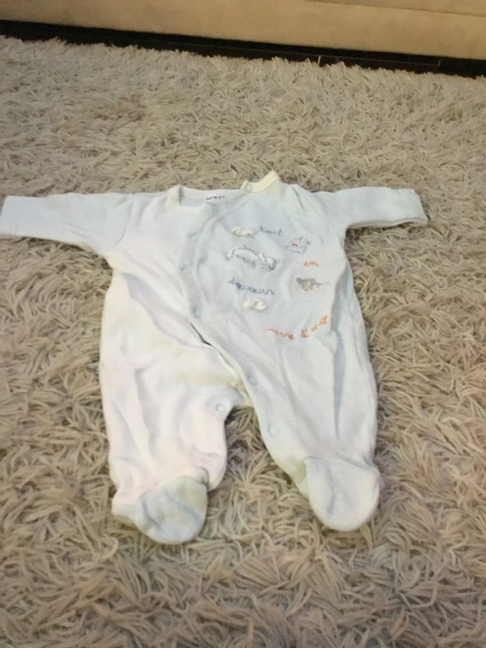 Lot 7 bodys et 2pyjamas - photo numéro 3