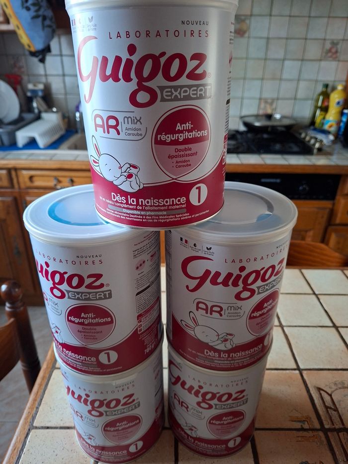 Vend lots 5 boîtes lait guigoz Ar experts