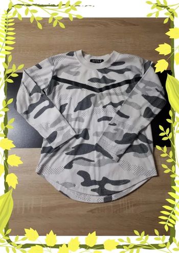 Tshirt manche longue 6 ans