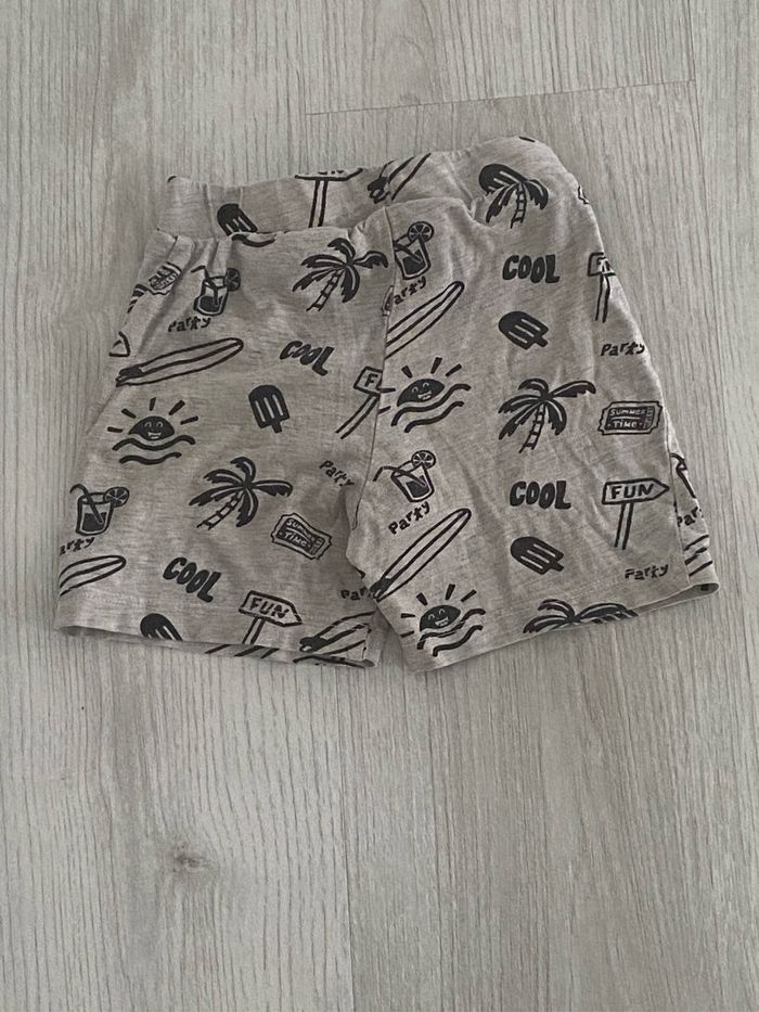 Short primark 12 mois - photo numéro 3