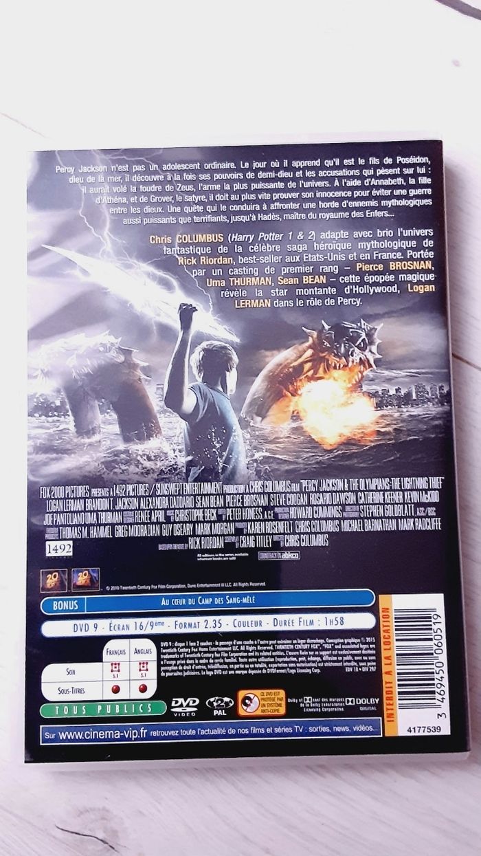Film DVD Percy Jackson le voleur de foudre - photo numéro 2